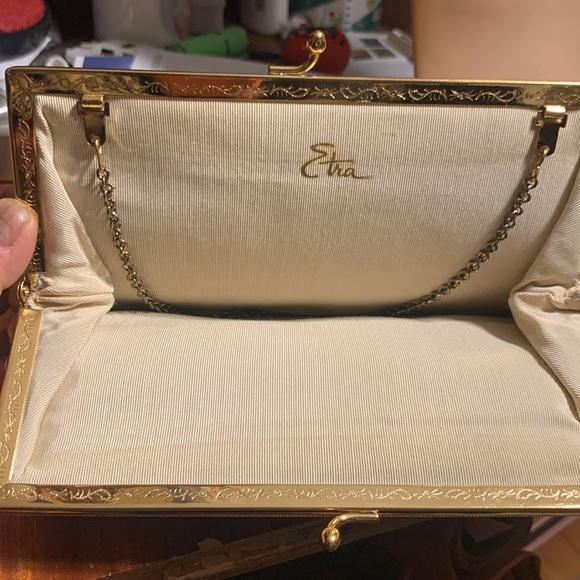 50’s 60’s VIBRANT LEMON LEATHERETTE YELLOW PURSE BAG CLUTCH,CHAIN HANDLE - Picture 7 of 16